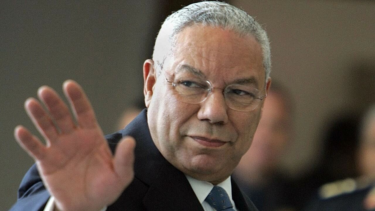 Fallece Colin Powell por COVID-19