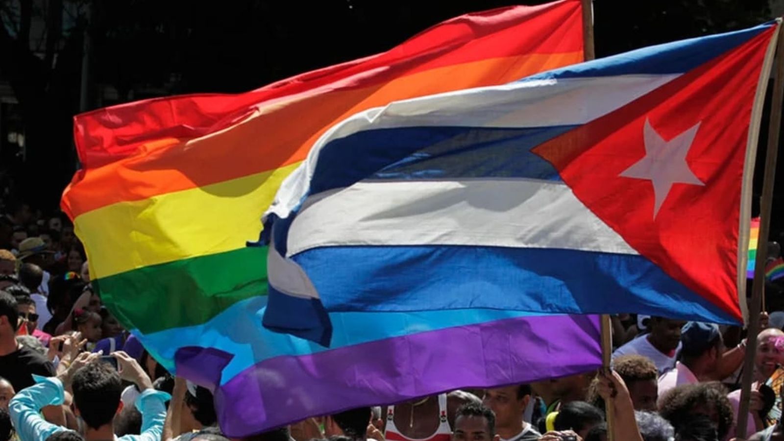 Cuba aprueba matrimonio igualitario