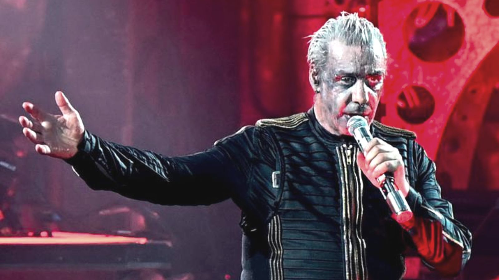 Investigan a Till Lindemann, de Rammstein, por ‘agresión sexual’