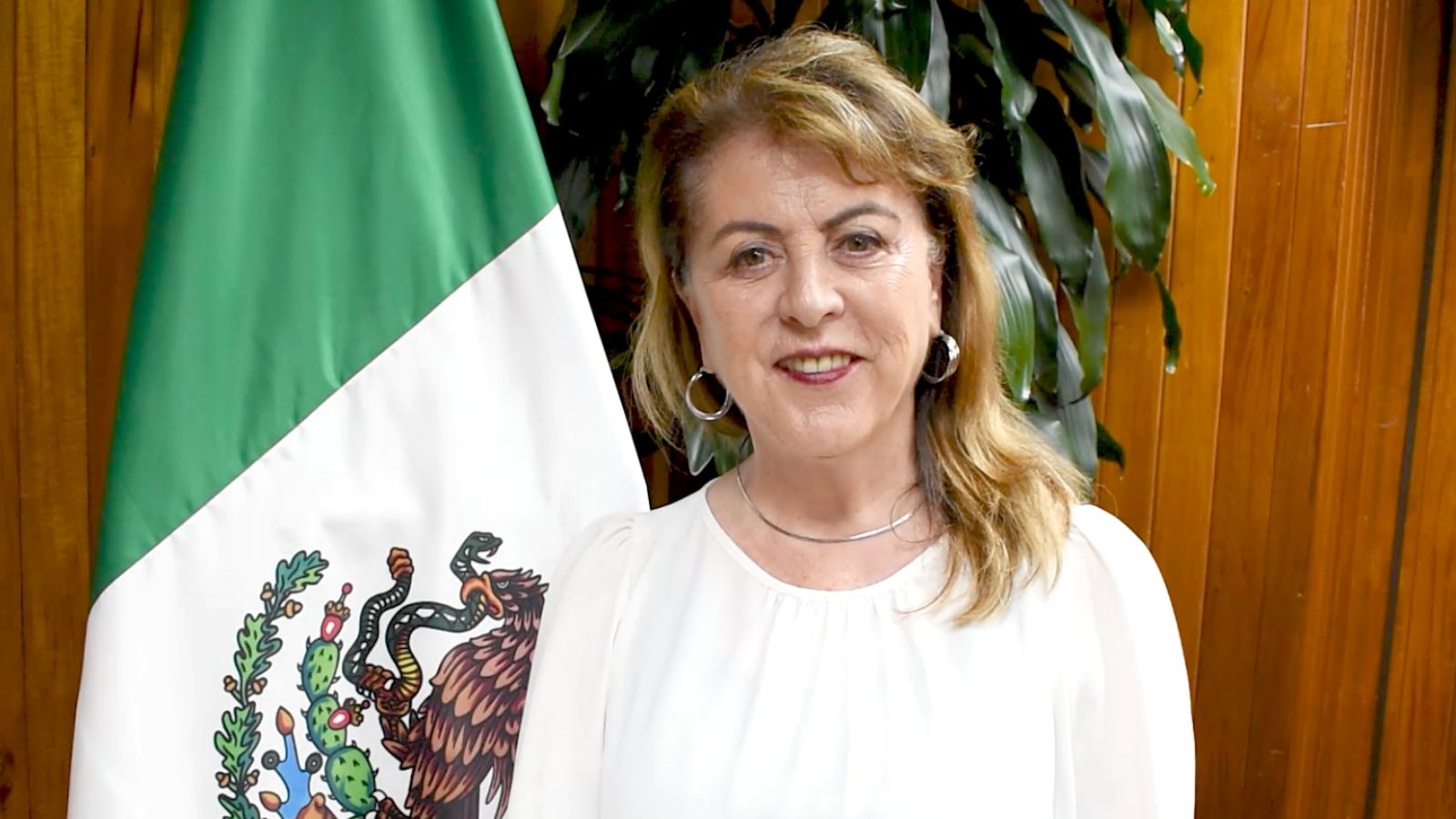 Margarita González Saravia, titular de la Lotería Nacional va por la gubernatura de Morelos