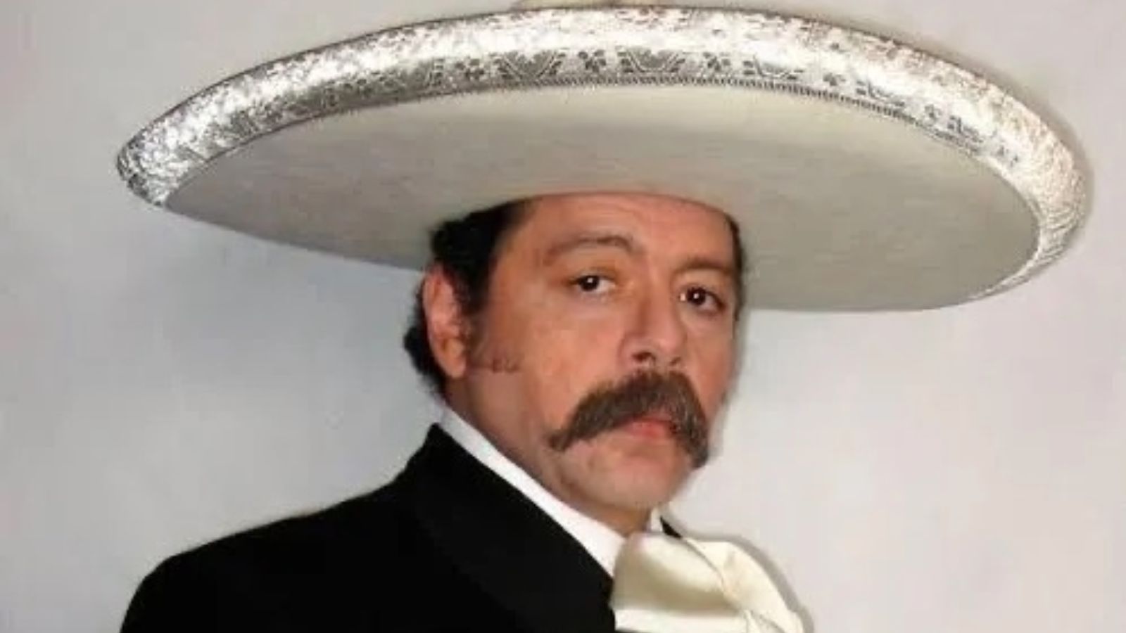 Alberto Ángel ‘El Cuervo’, músico mexicano, fallece a los 73 años