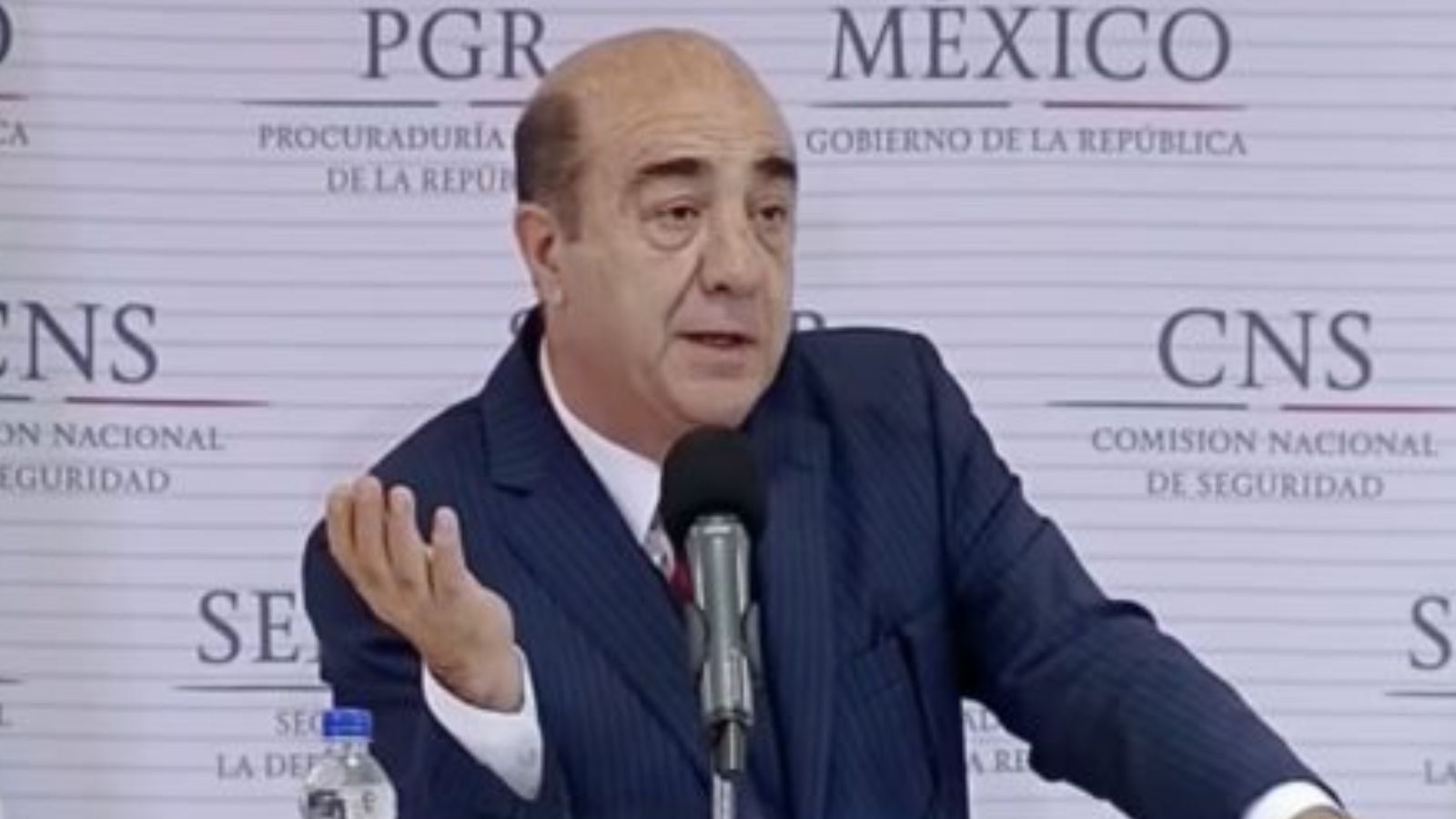 Jesús Murillo Karam caso ayotzinapa prisión domiciliaria