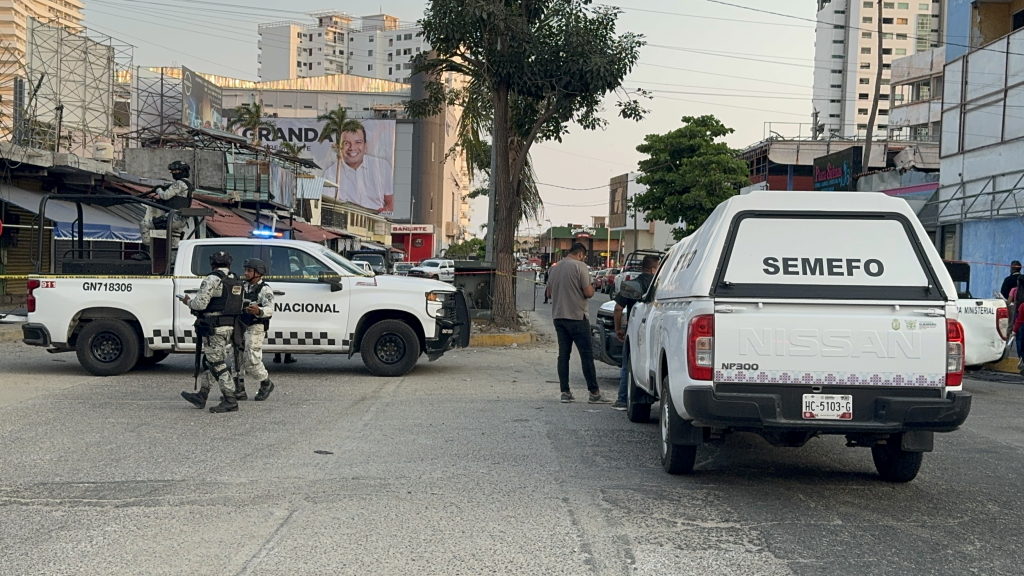 Asesinan a 5 personas en el mercado de artesanías de Acapulco