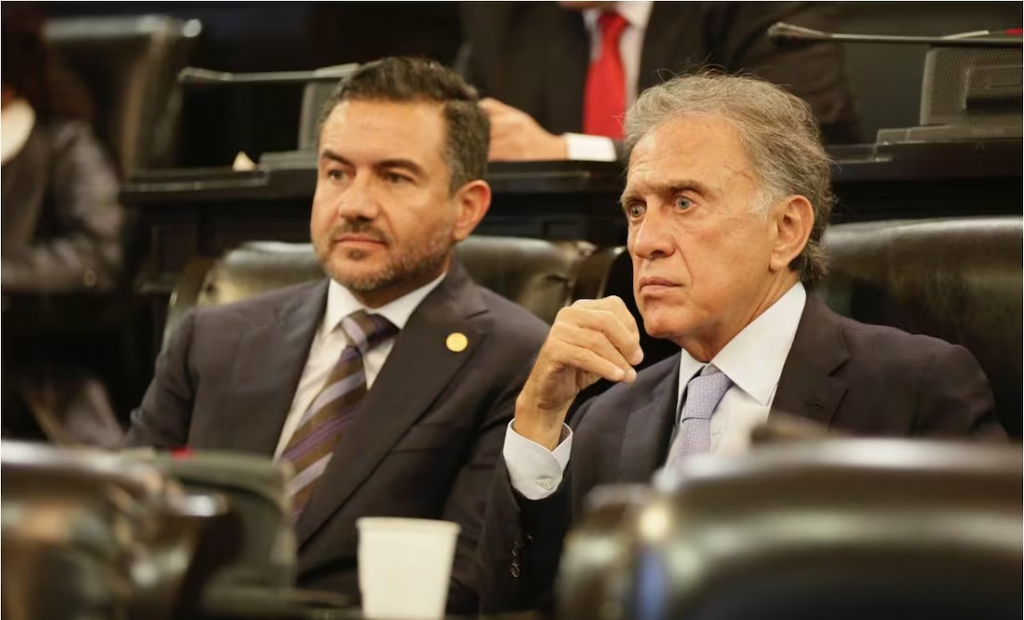 PAN expulsa al senador Miguel Ángel Yunes Márquez y a su padre