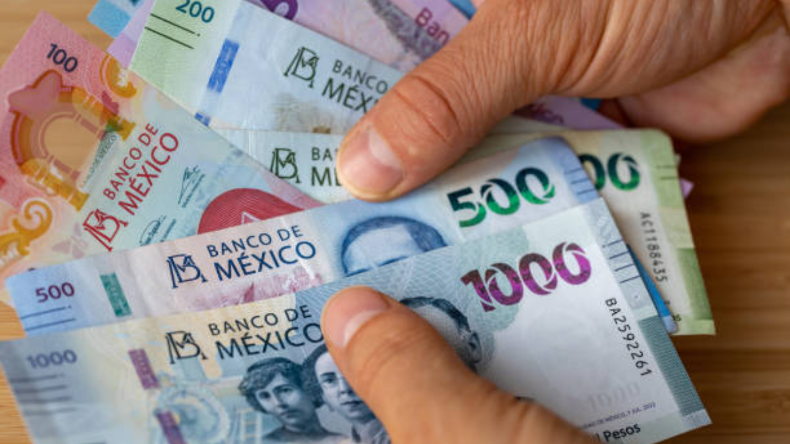 Senado avala reforma para el salario mínimo en México