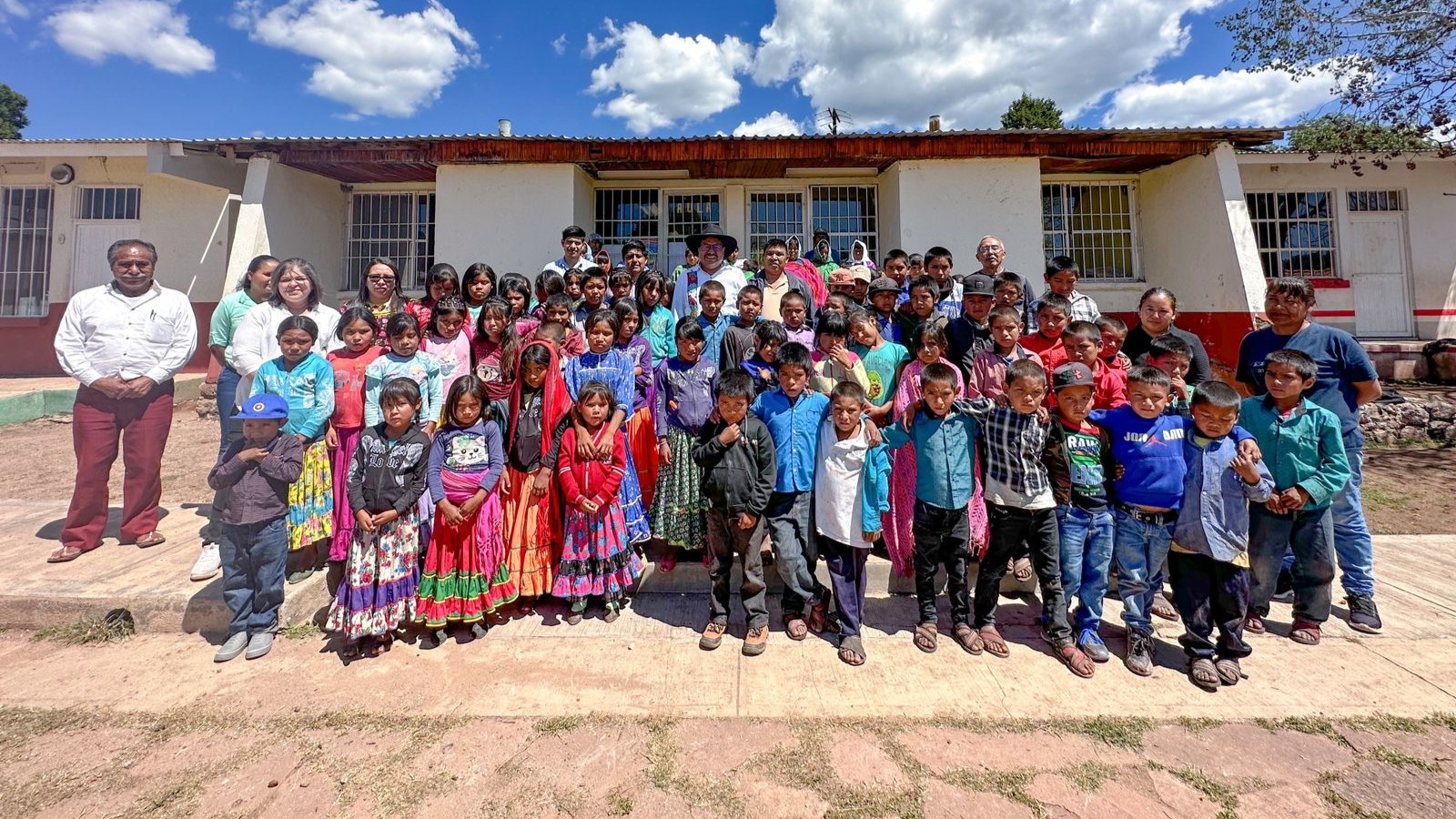 México garantiza el derecho de los niños a la educación, alimentación y bienestar integral