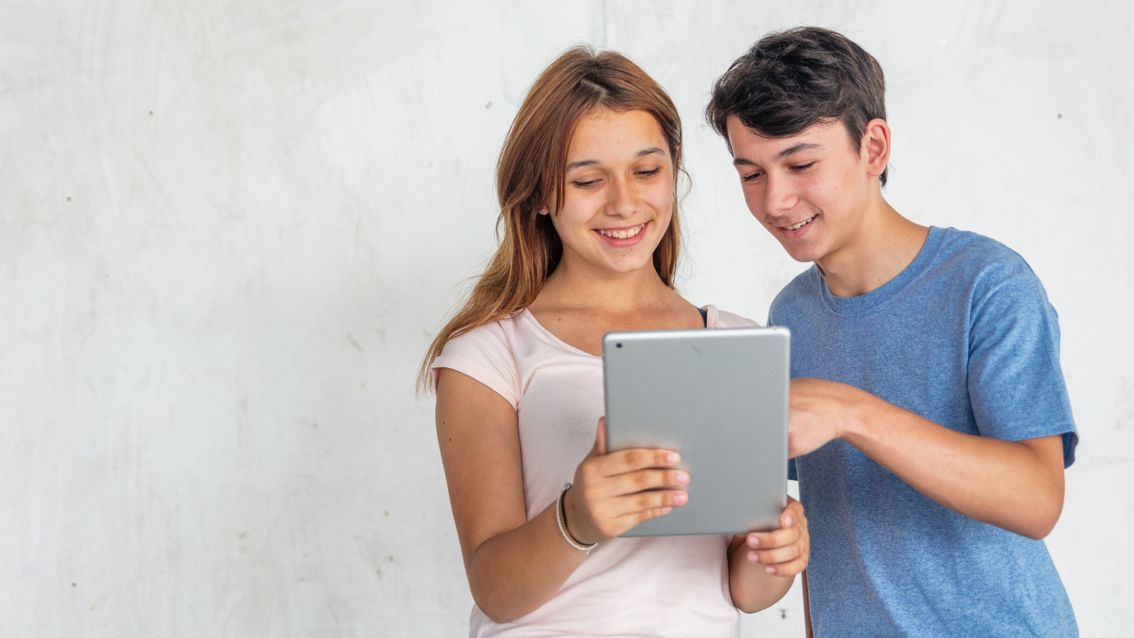 ISSSTE invita a jóvenes a asesorías de salud sexual y reproductiva