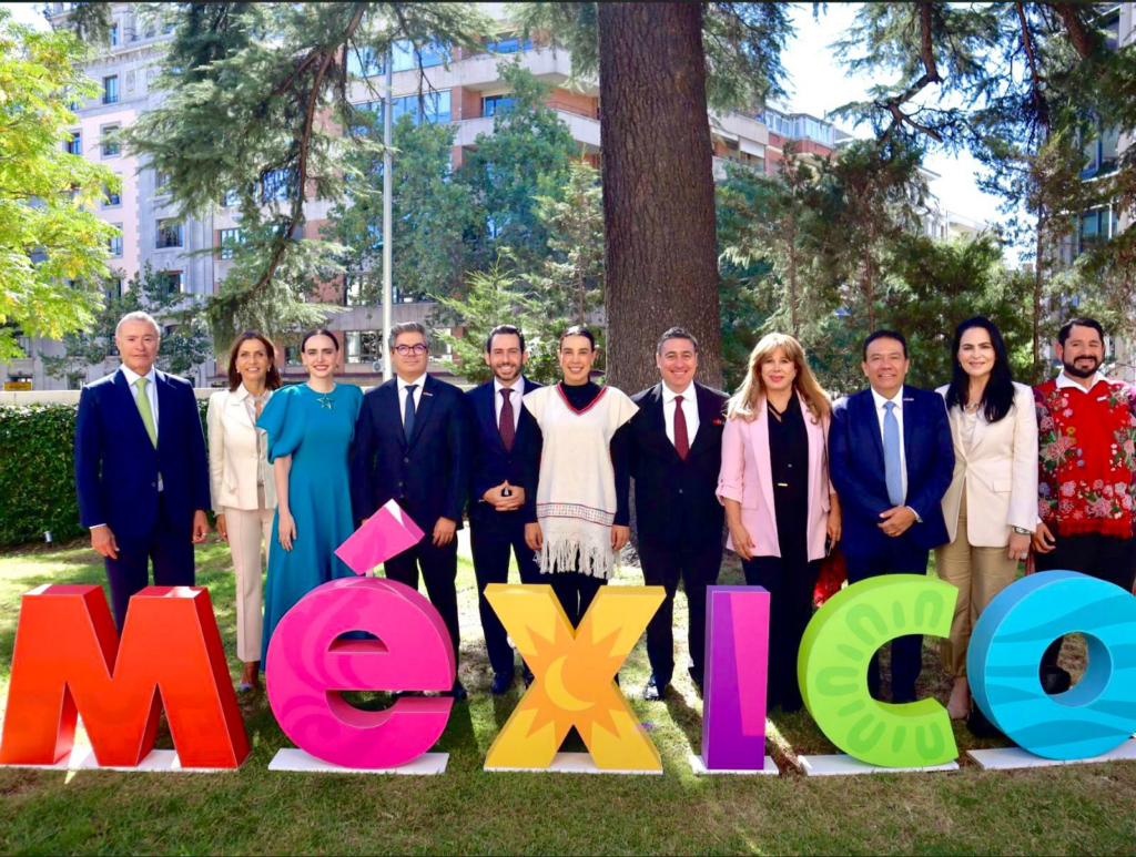 Fitur 2026
