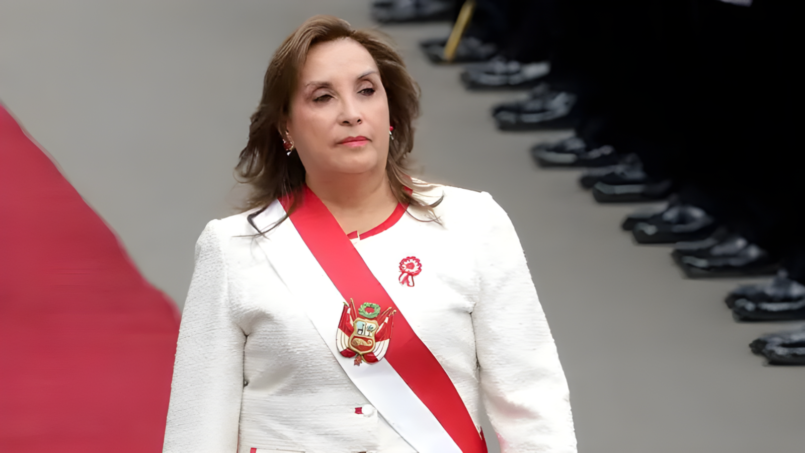 Dina Boluarte presidenta de Perú
