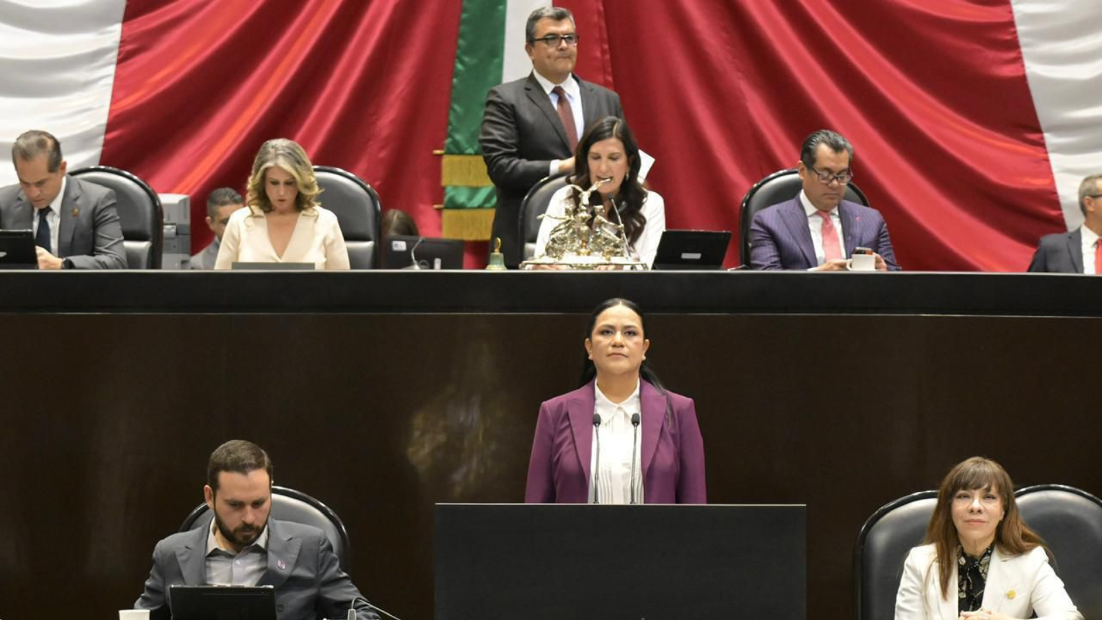 Ariadna Montiel diputados