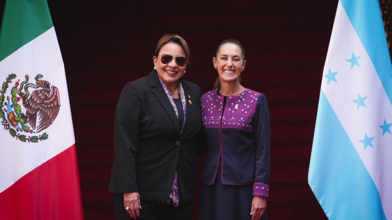 Sheinbaum recibe en Palacio Nacional a Xiomara Castro, presidenta de Honduras