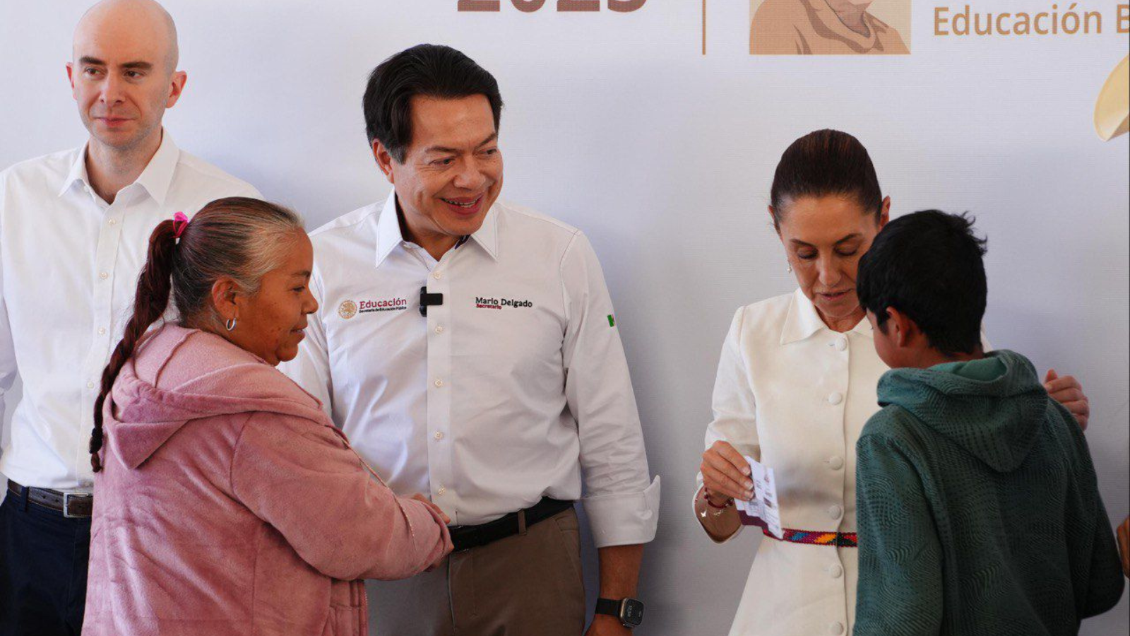 Beca Rita Cetina SEP Mario Delgado