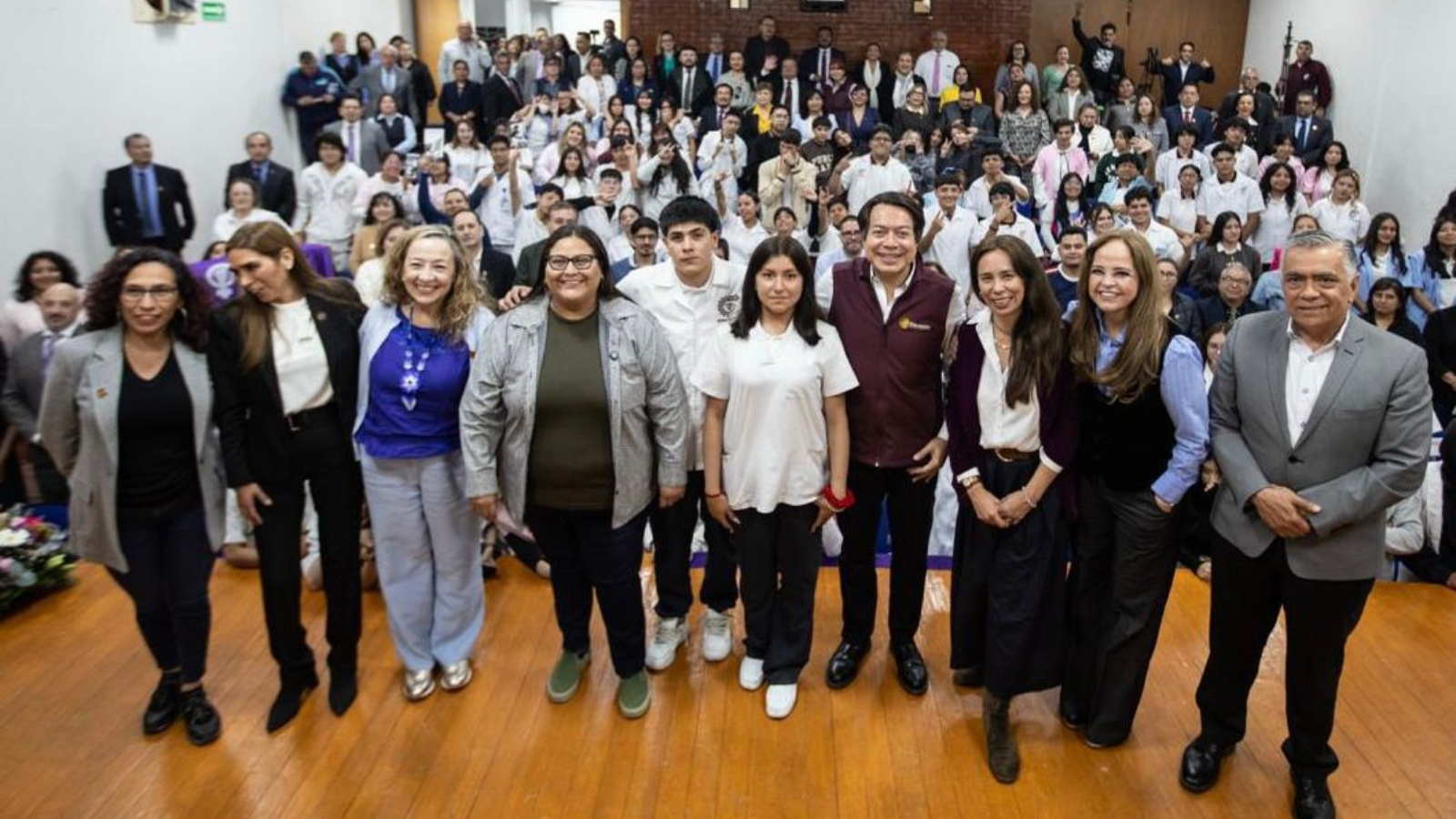 Mario Delgado y Citlalli Hernández presentan los Lineamientos Generales para la Prevención y la Atención de la Violencia Escolar en bachillerato
