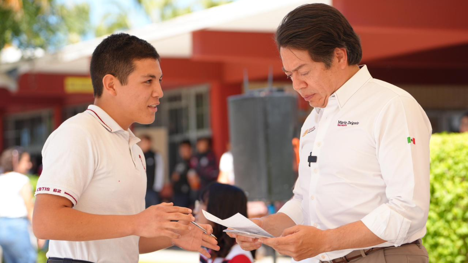 Avanza la transformación educativa con Federación y estados en infraestructura, becas y bienestar docente