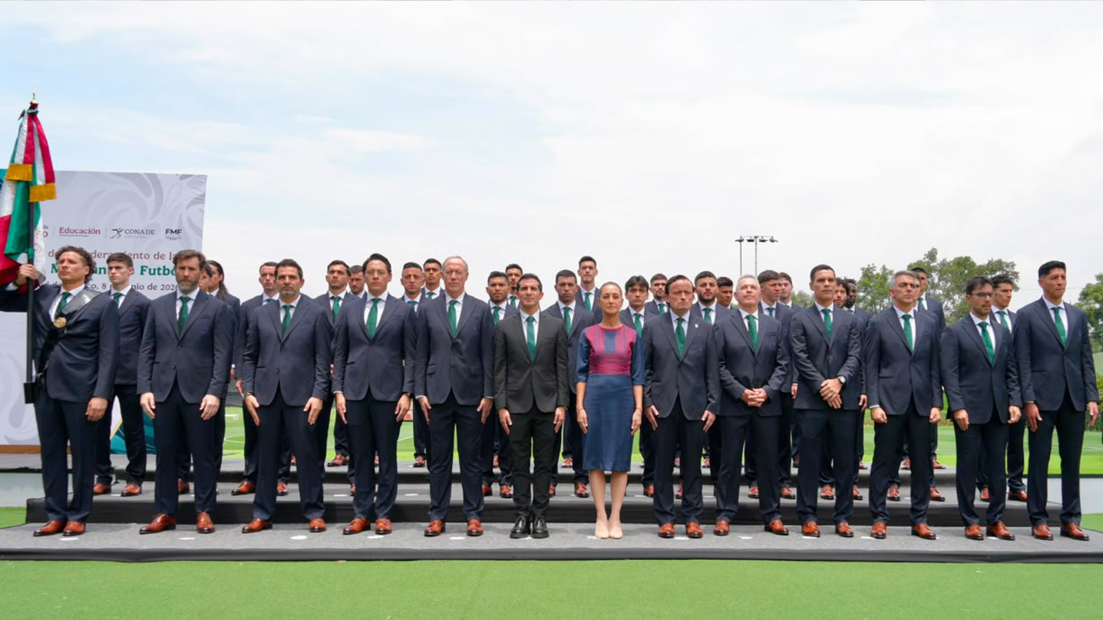 Sheinbaum abandera a la Selección Nacional de México previo al Mundial 2026 2