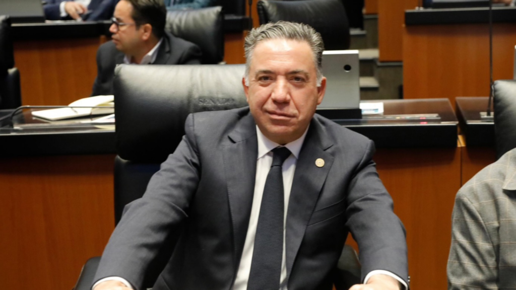 Enrique Inzunza LICENCIA